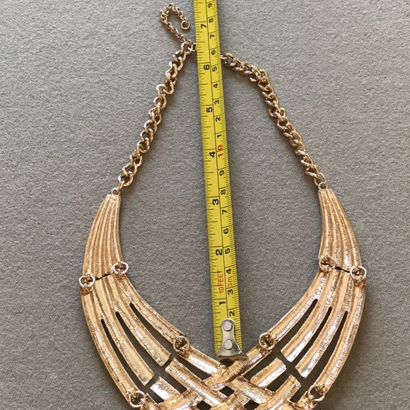 Statement Necklace with gold / Blue stones - Picture 5 of 7